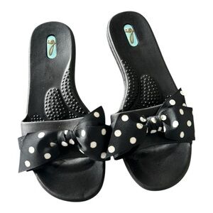 Oka b. Okabashi Women's Madison Rubber Slide Sandal Sz‎ M